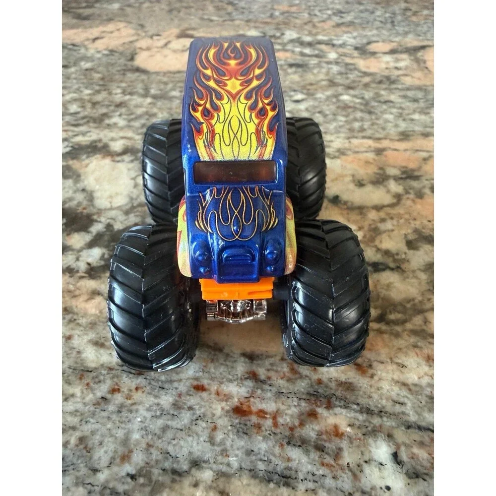 Hot Wheels Special Delivery Monster Truck Great Condition